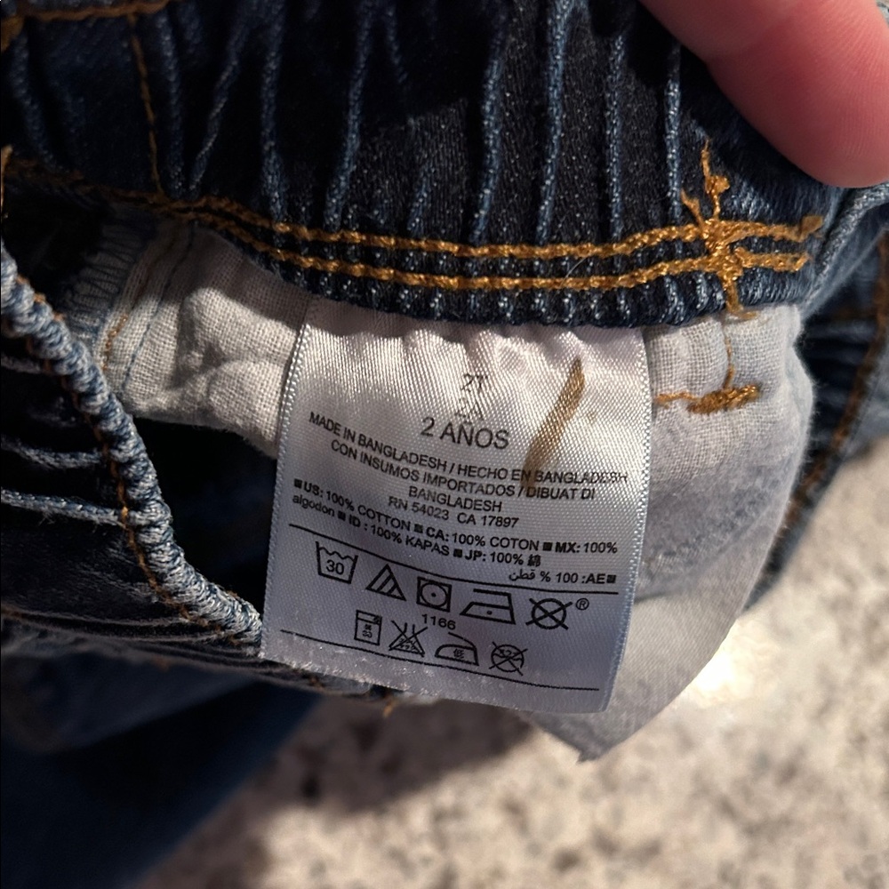 Old Navy Kids Blue Jeans - Picture 4 of 4